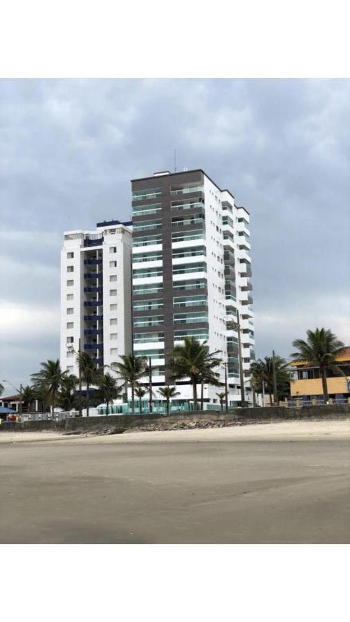 Mongagua Com Vista Para O Mar Pe Na Areia Екстериор снимка